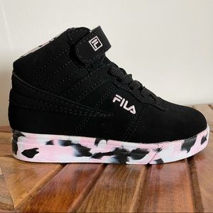 NWOT Girl's Fila Hi-Tops